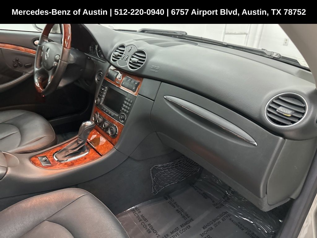 2005 Mercedes Benz CLK 320 photo 14