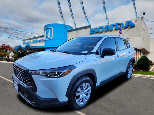 2024 Toyota Corolla Cross L's photo