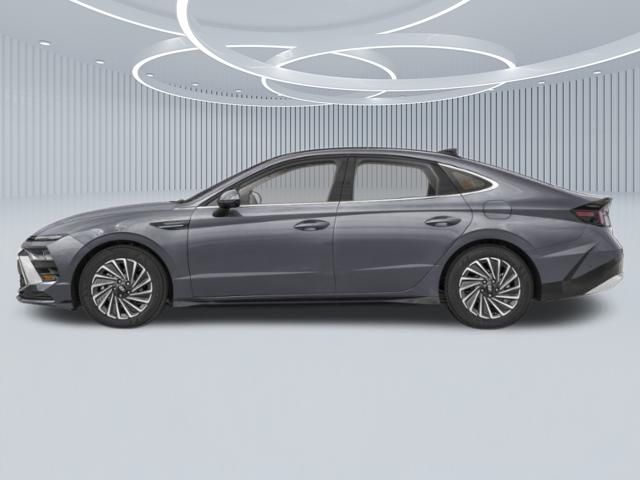 2025 Hyundai Sonata Hybrid Limited photo 3