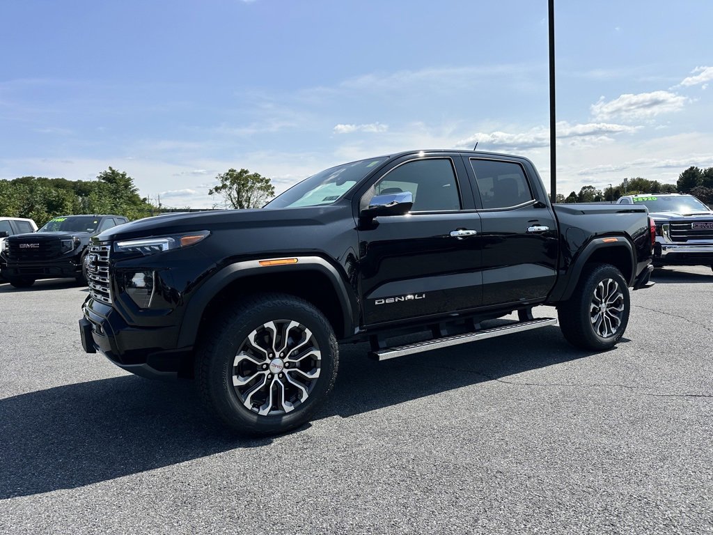 2026 Gmc Canyon Denali photo 2
