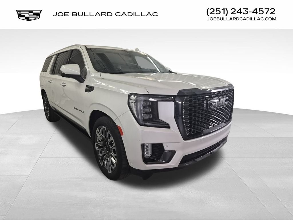 2023 GMC Yukon Denali's photo