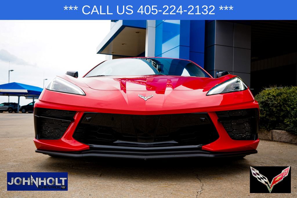 2023 Chevrolet Corvette Stingray 2LT photo 3