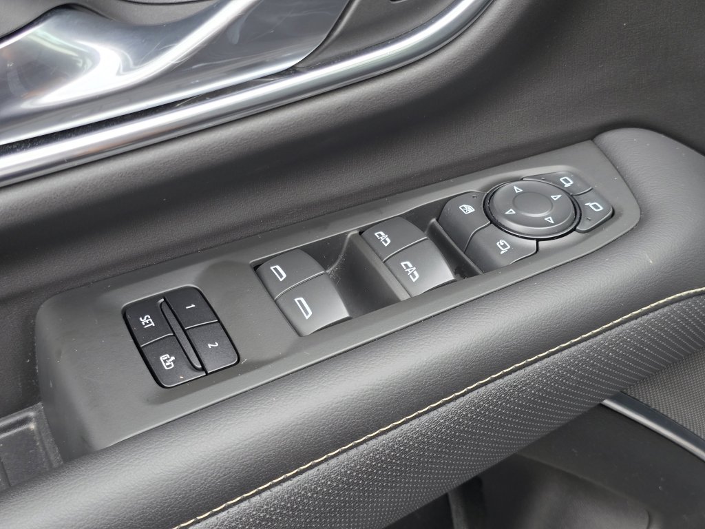 2022 Gmc Yukon SLT photo 35