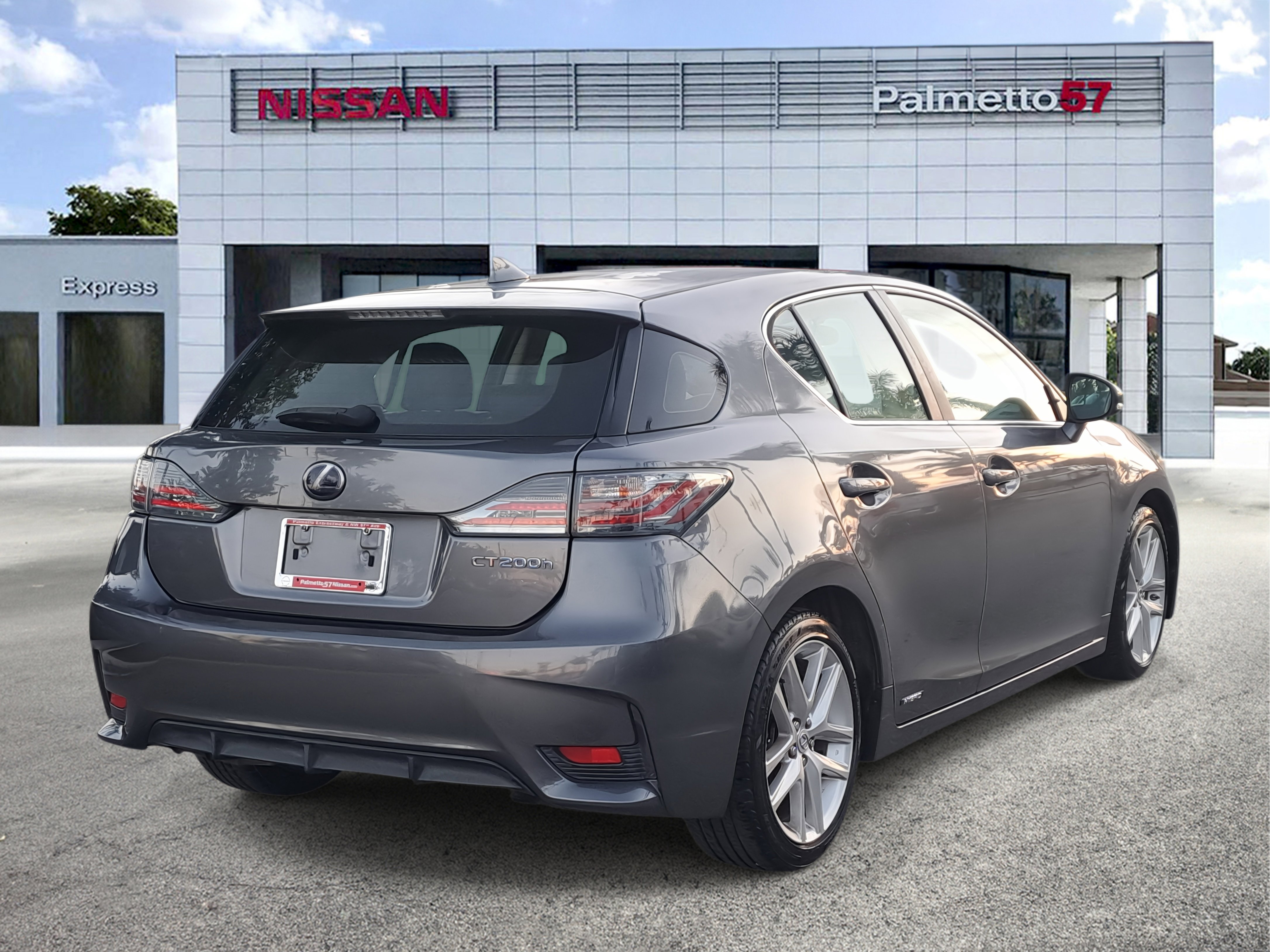 2014 Lexus CT 200h photo 4