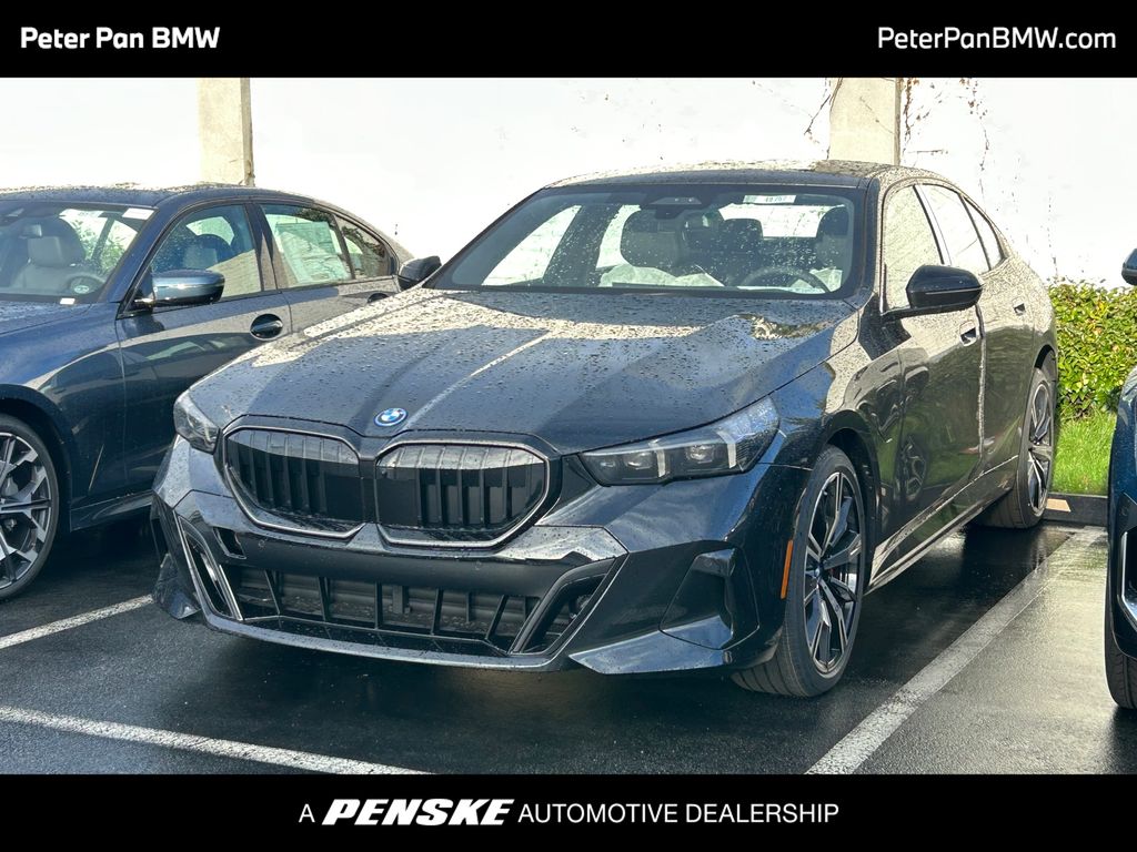 2026 BMW 5 Series 550e's photo