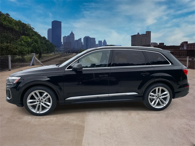 2025 Audi Q7 55 Premium Plus photo 5