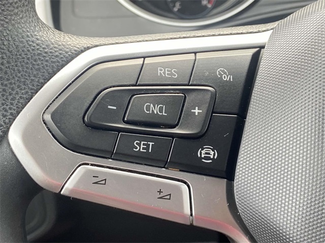 2020 Volkswagen Atlas Cross Sport photo 15