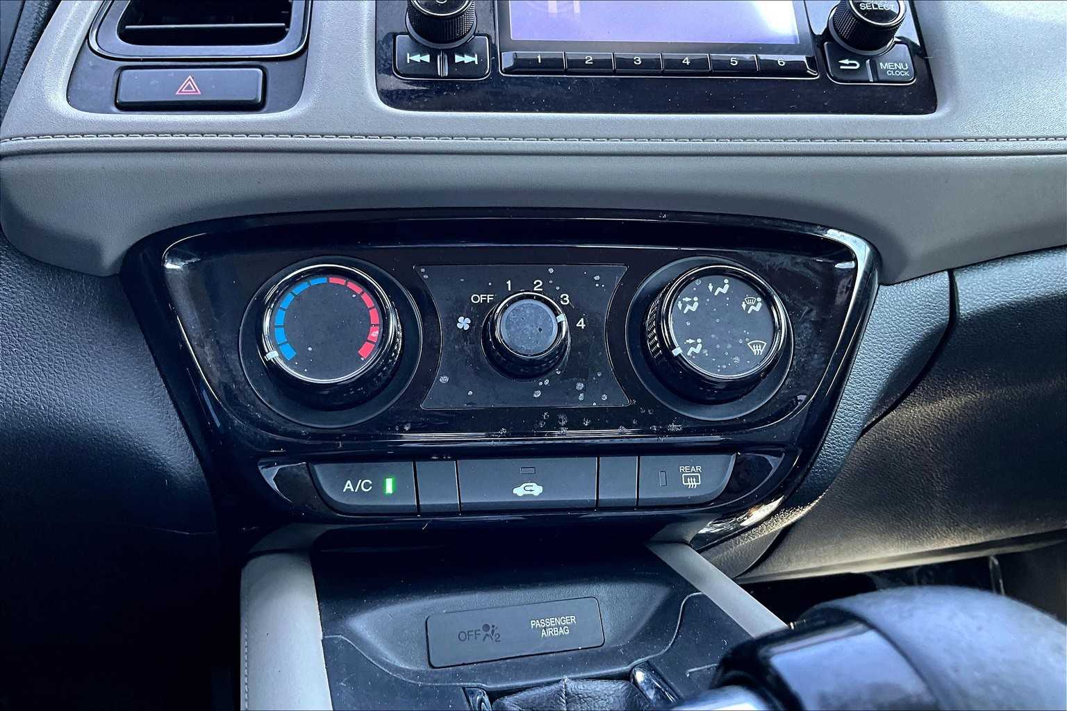 2016 Honda HR-V LX photo 29