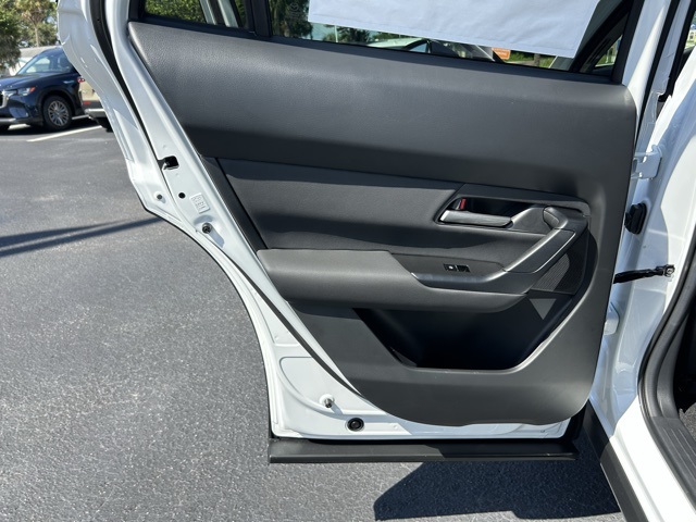 2025 Mazda CX-50 Premium photo 7