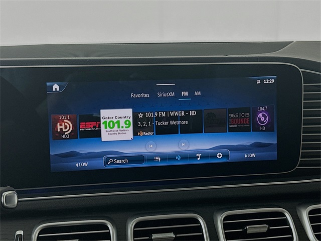 2026 Mercedes Benz GLS 450 4MATIC photo 13