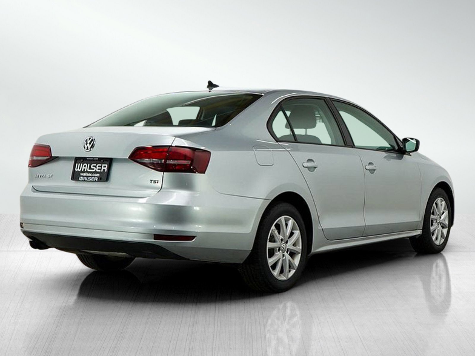 2015 Volkswagen Jetta 1.8T SE photo 5
