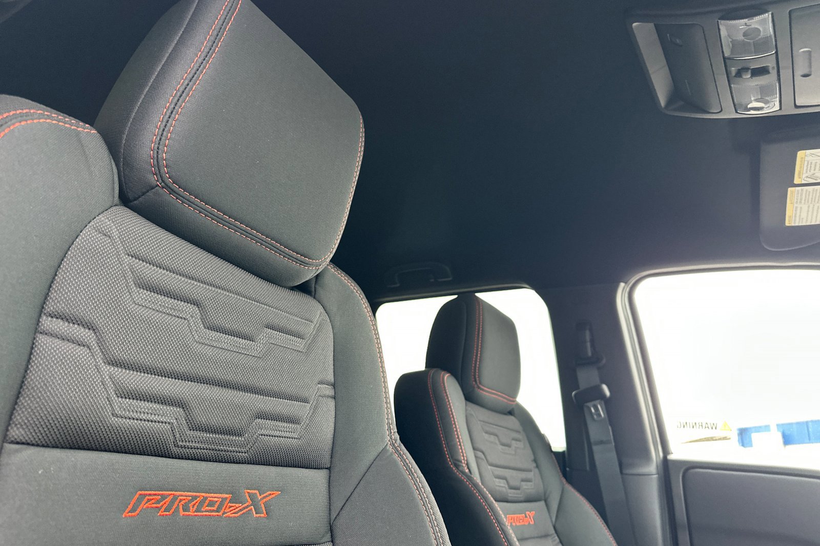 2026 Nissan Frontier PRO-X photo 16