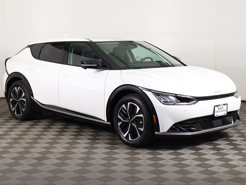 Used 2023 Kia EV6 Wind with VIN KNDC34LA3P5098308 for sale in Streetsboro, OH