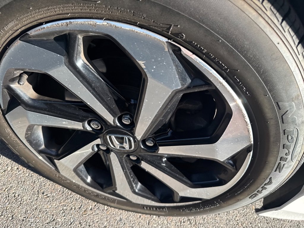 2017 Honda Accord EX photo 5