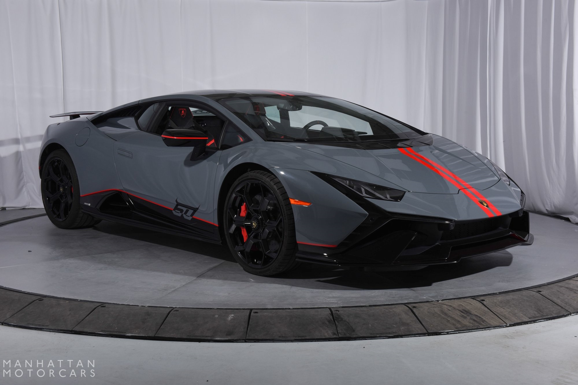 2023 Lamborghini Huracan Tecnica photo 3