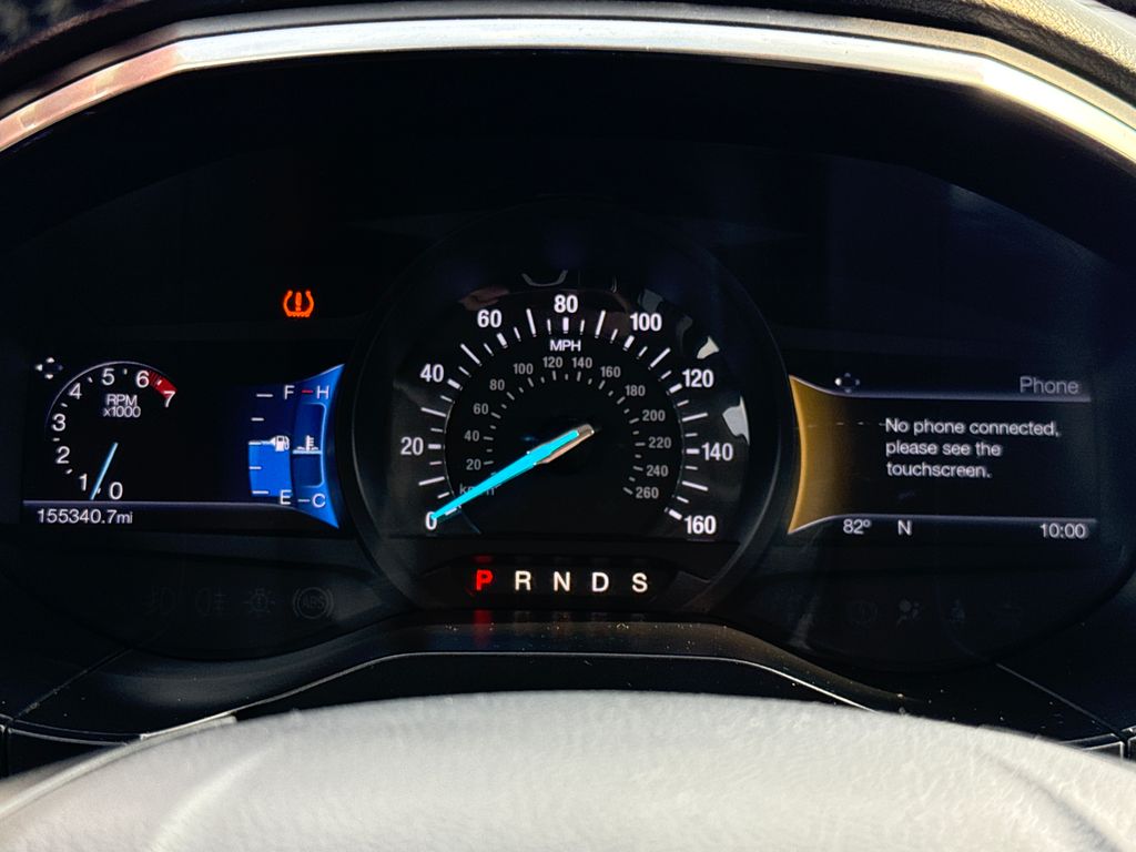 2016 Ford Edge Titanium photo 12