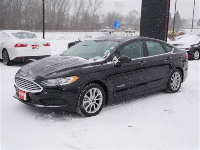 2017 Ford Fusion Hybrid S photo 3