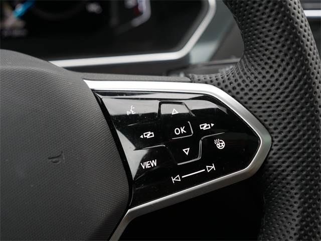 2022 Volkswagen Tiguan SEL Premium R-Line photo 25