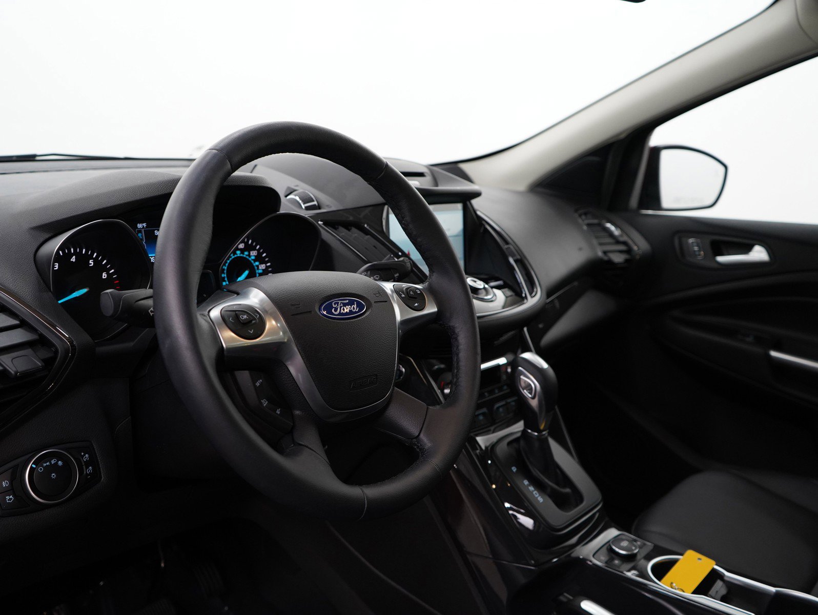 2016 Ford Escape Titanium photo 17