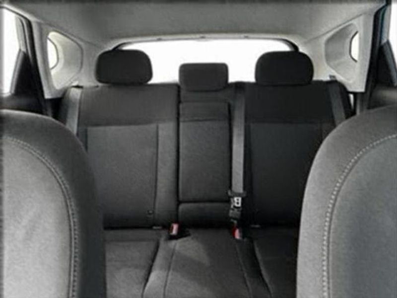 2025 Hyundai Kona SEL photo 2