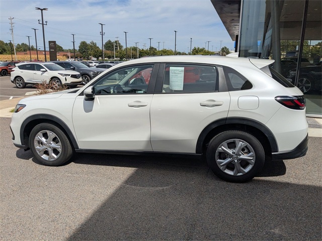 2023 Honda HR-V LX photo 2