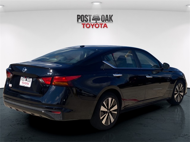 2022 Nissan Altima SV photo 8