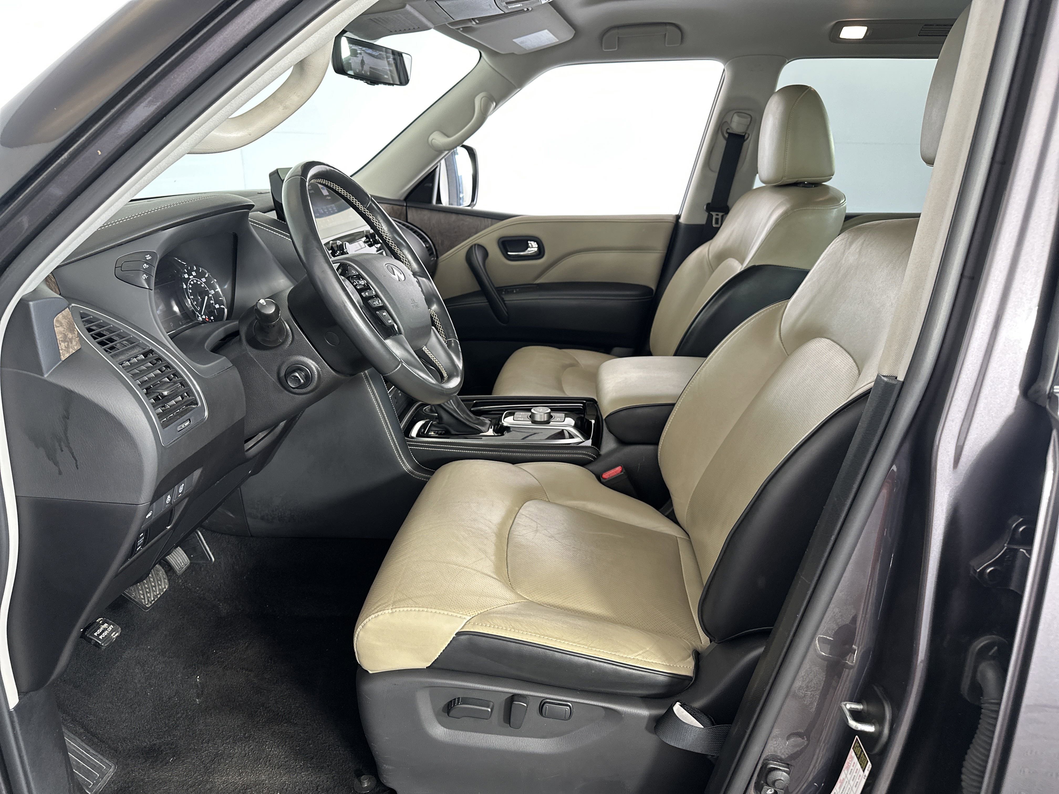 2022 Infiniti QX80 Premium Select photo 5