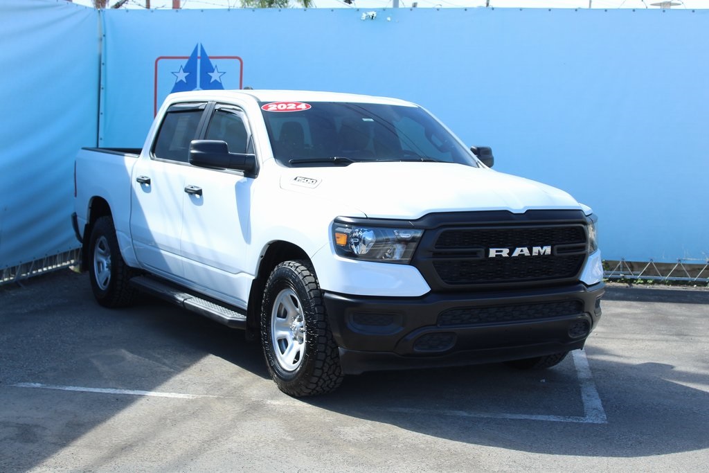 2024 Ram 1500 Tradesman photo 4