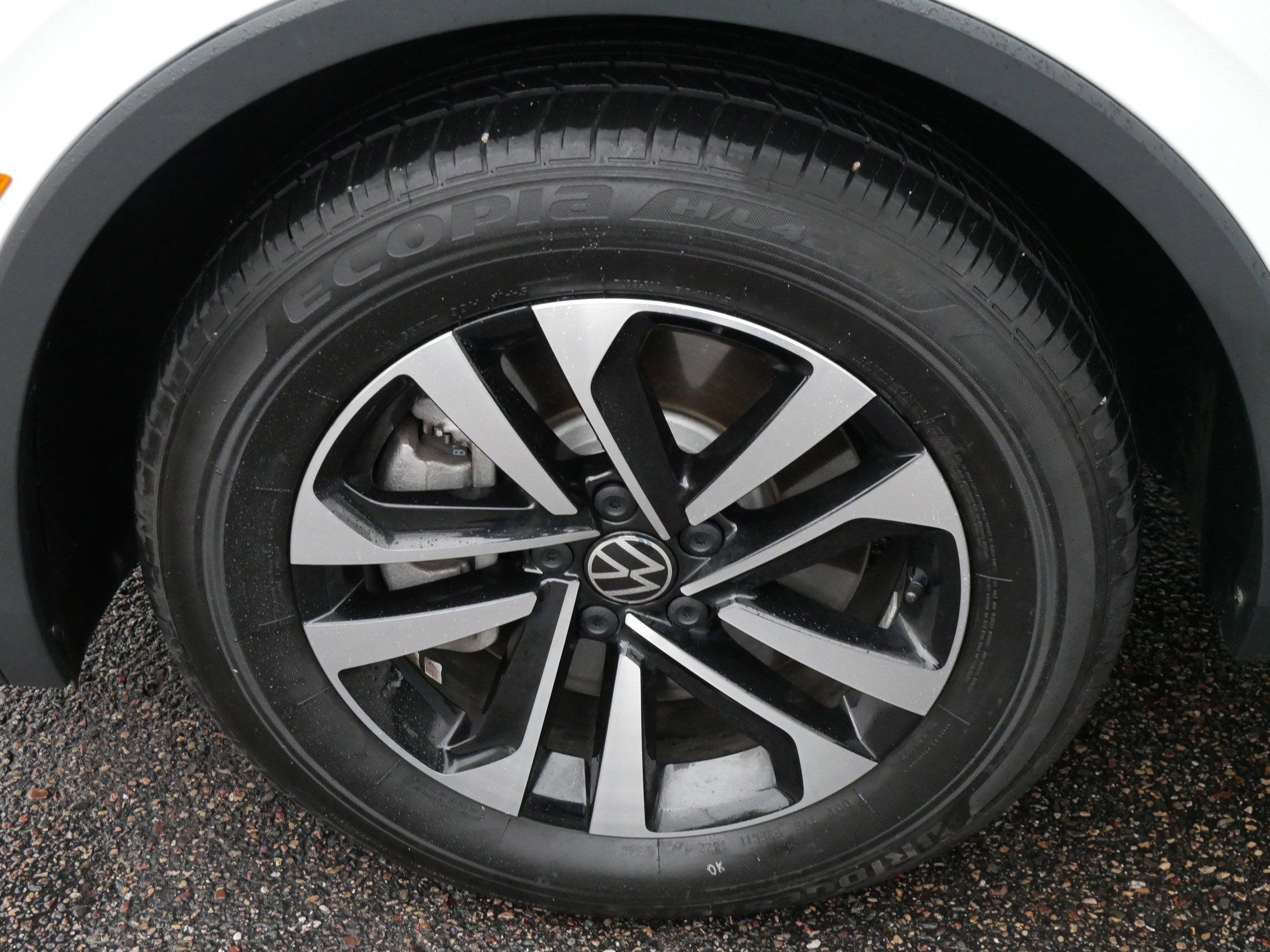 2022 Volkswagen Tiguan S photo 13