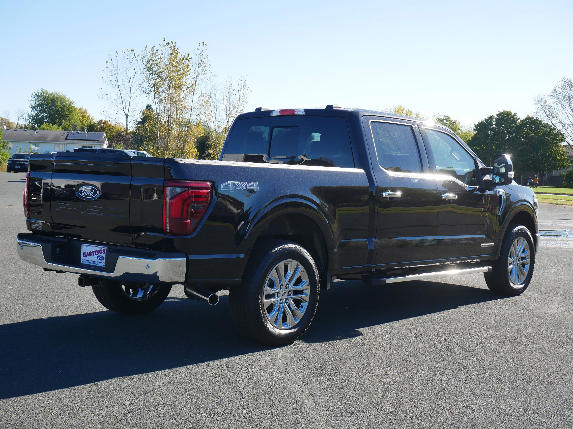 2025 Ford F-150 Lariat photo 2