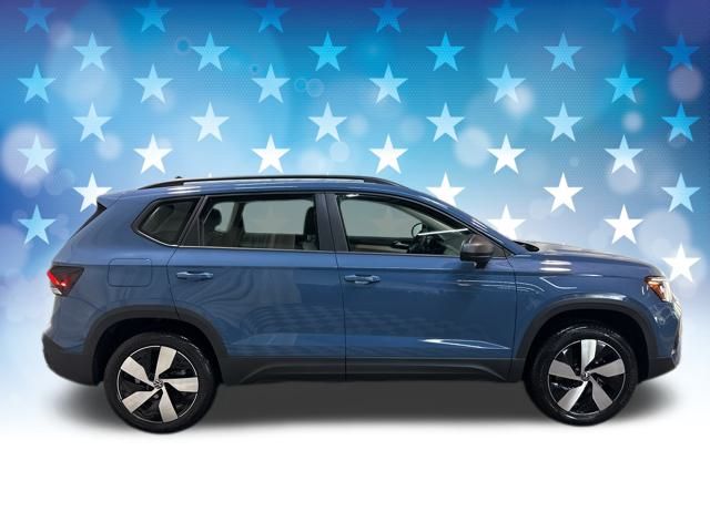 2025 Volkswagen Taos S photo 2