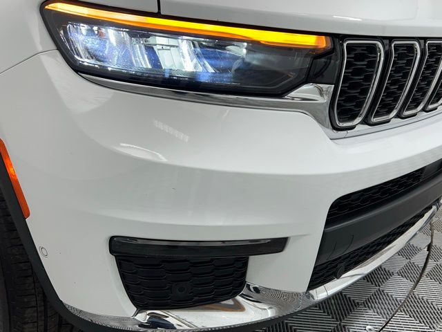 2024 Jeep Grand Cherokee Limited photo 4