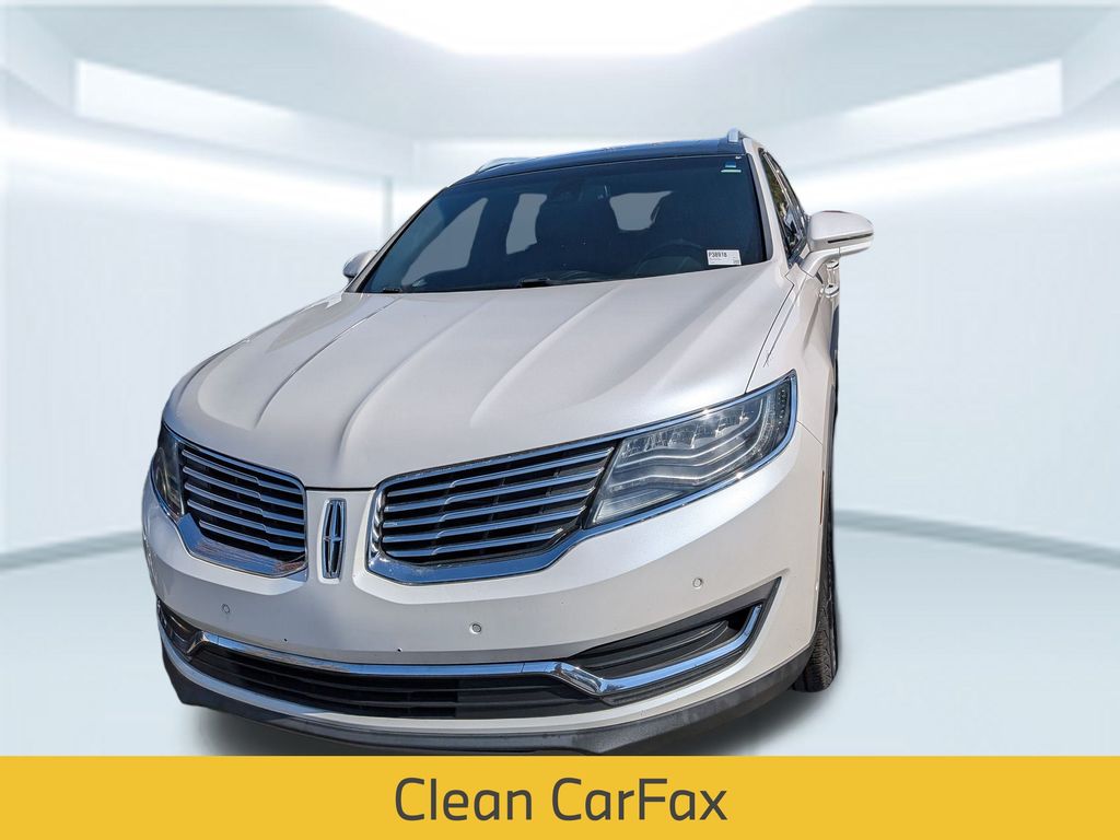 2016 Lincoln MKX Reserve photo 2