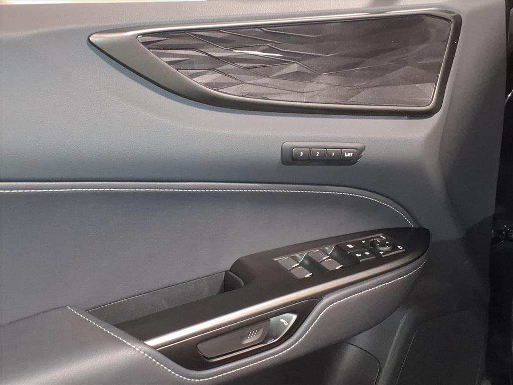 2026 Lexus NX 350 Premium AWD photo 2