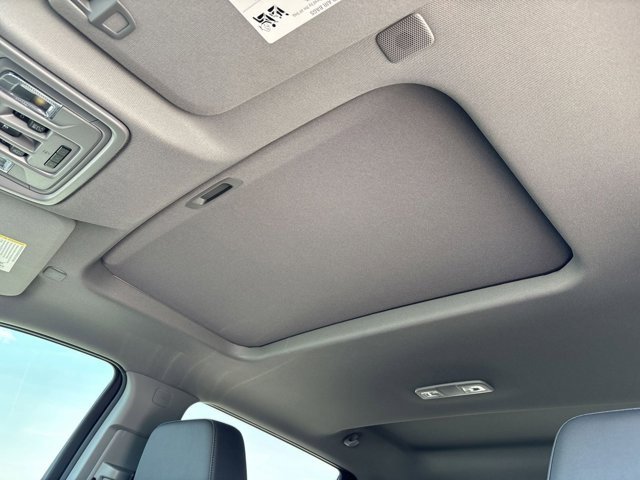 2025 Gmc Sierra 2500 HD SLT photo 3