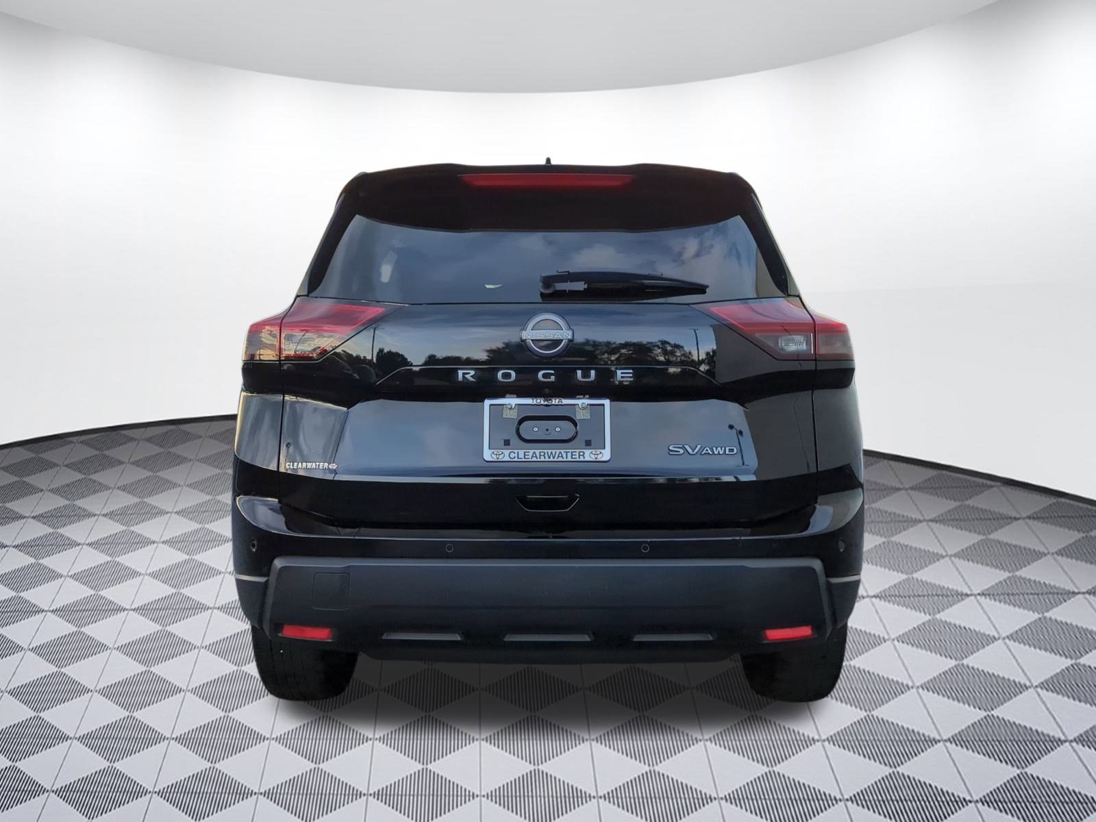 2024 Nissan Rogue SV photo 10