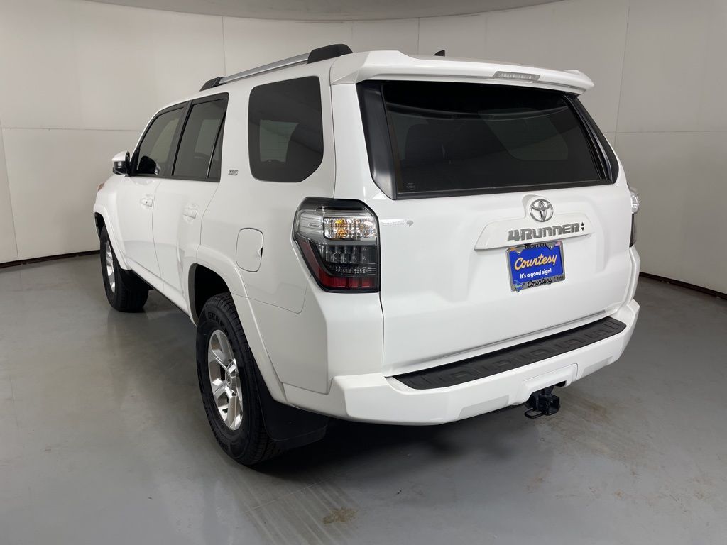 2023 Toyota 4Runner SR5 photo 7