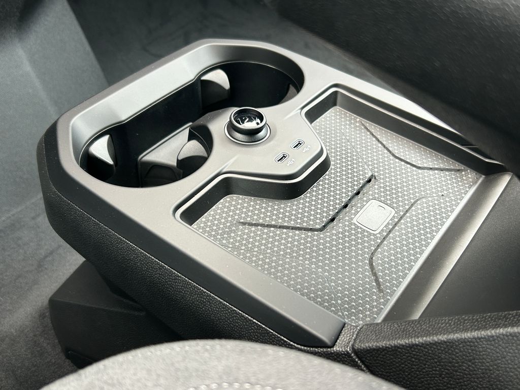 2026 Bmw iX iX M70 photo 29