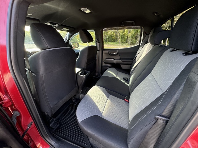 2021 Toyota Tacoma TRD Sport photo 15