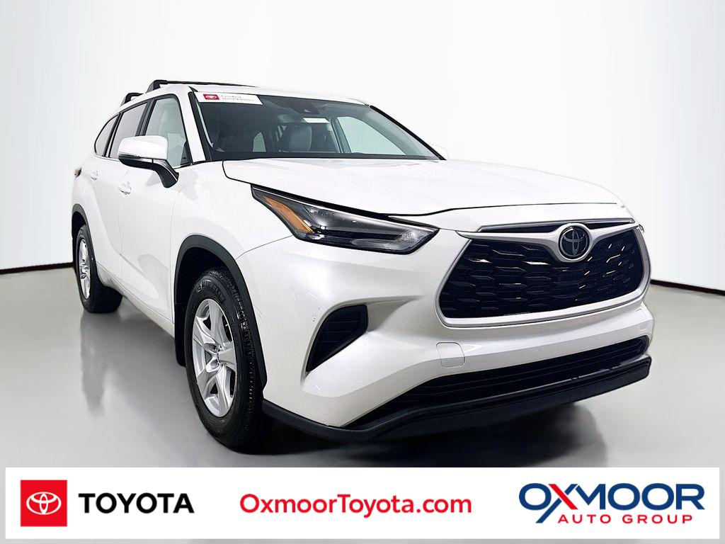2023 Toyota Highlander L's photo