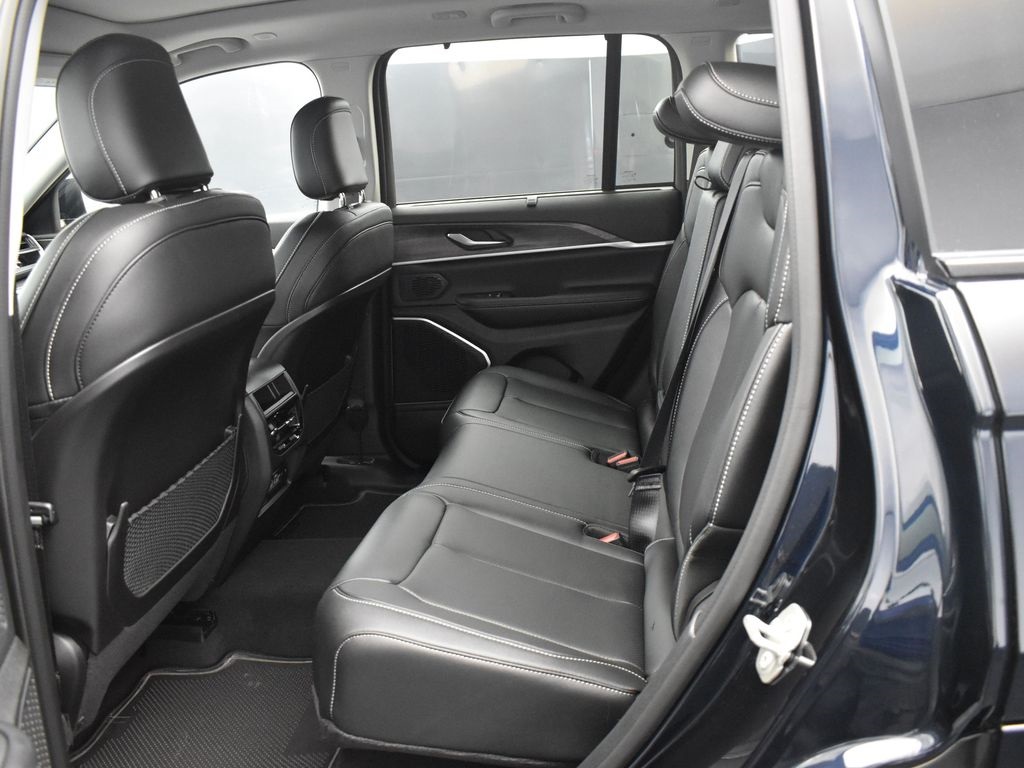2023 Jeep Grand Cherokee 4xe photo 7