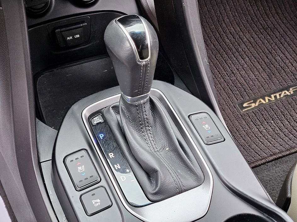2015 Hyundai Santa Fe Limited photo 21