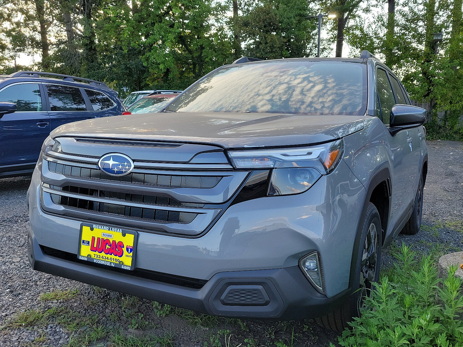 2025 Subaru Forester Premium photo 2