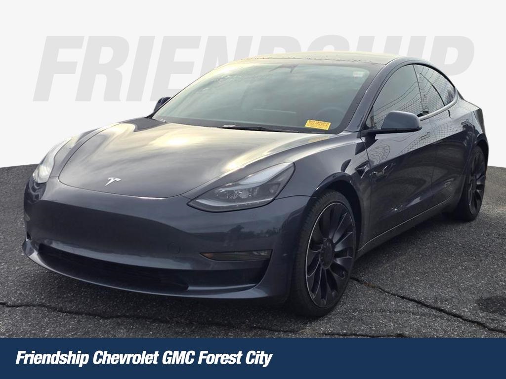 2023 Tesla Model 3 Performance's photo