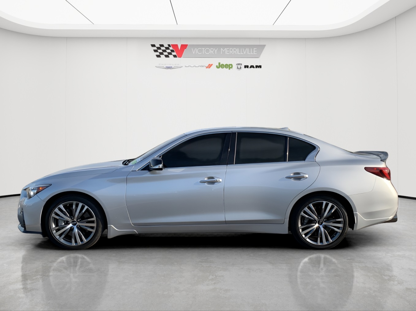 2018 Infiniti Q50 Sport photo 2