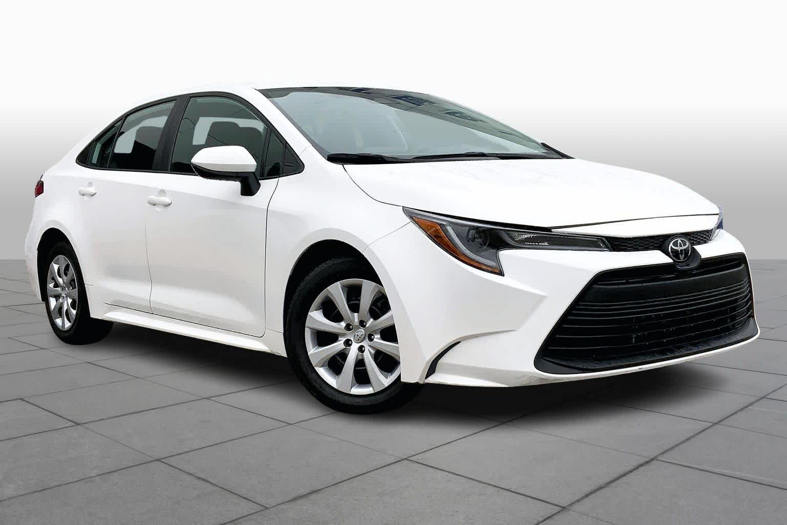 Used 2024 Toyota Corolla LE with VIN 5YFB4MDE9RP130677 for sale in Richmond, TX