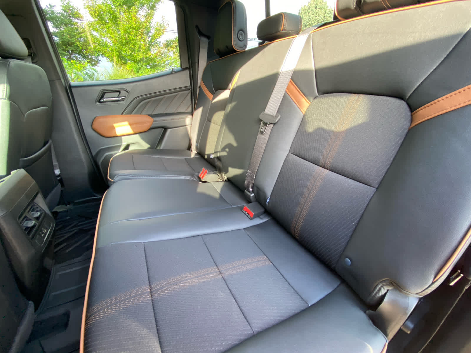 2026 Gmc Canyon AT4 photo 25