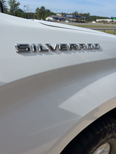 2022 Chevrolet Silverado 1500 photo 3