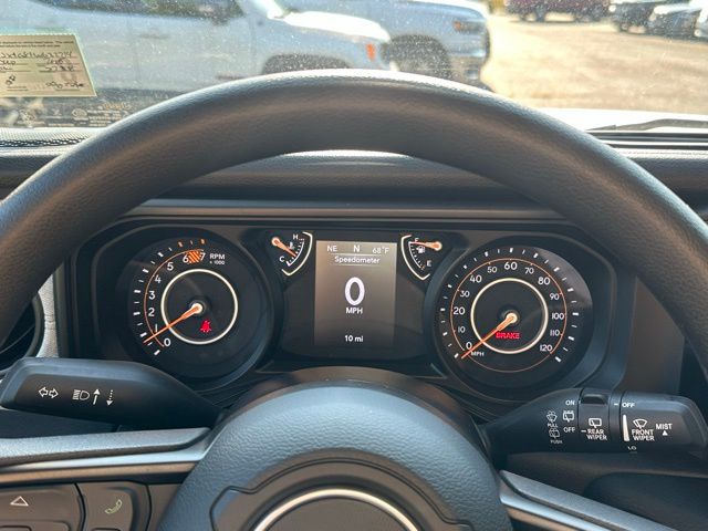 2025 Jeep Wrangler Sport photo 21