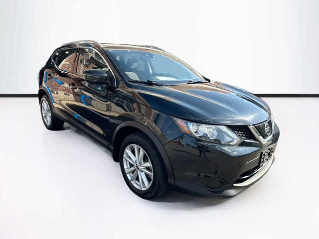2019 Nissan Rogue Sport SV photo 2